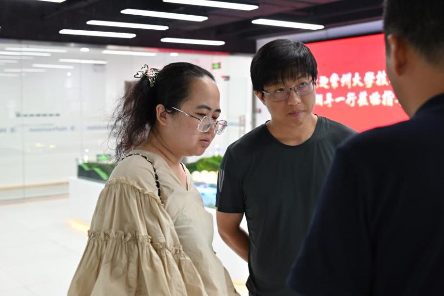 常州大學技術轉移中心陸奕仲、尹曉靚、楊勇老師一行赴航譜時代參觀交流